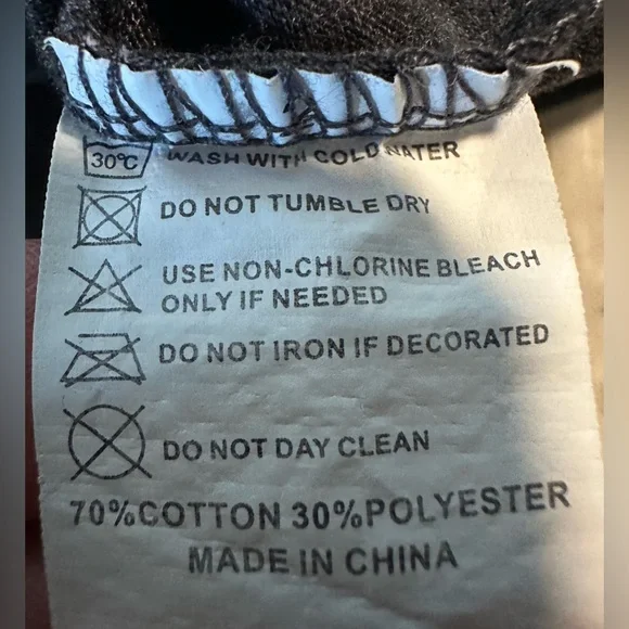 🦃 “Talk to me Goose” gray T-shirt - Picture 4 of 4